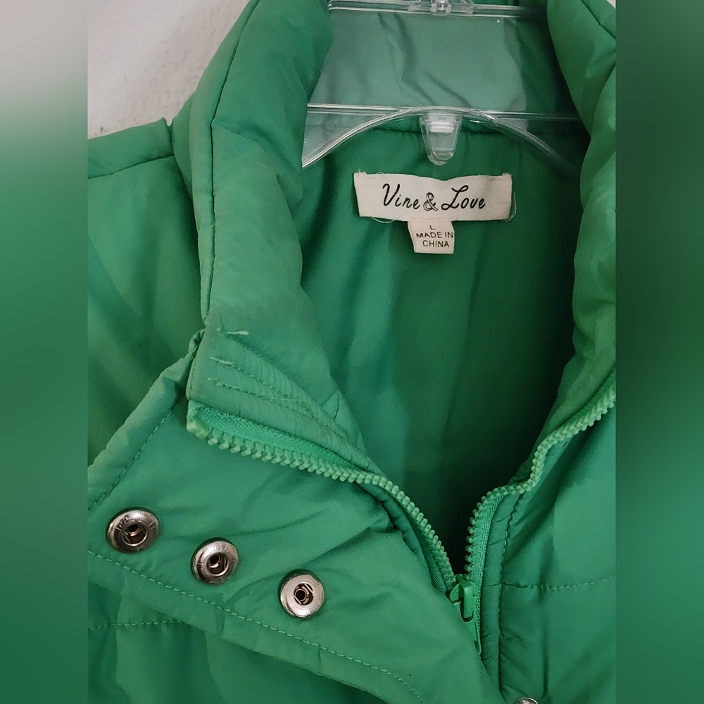 Vine & Love Puffer Vest Zipper Placket Snaps Pockets Sz L - Picture 4 of 9